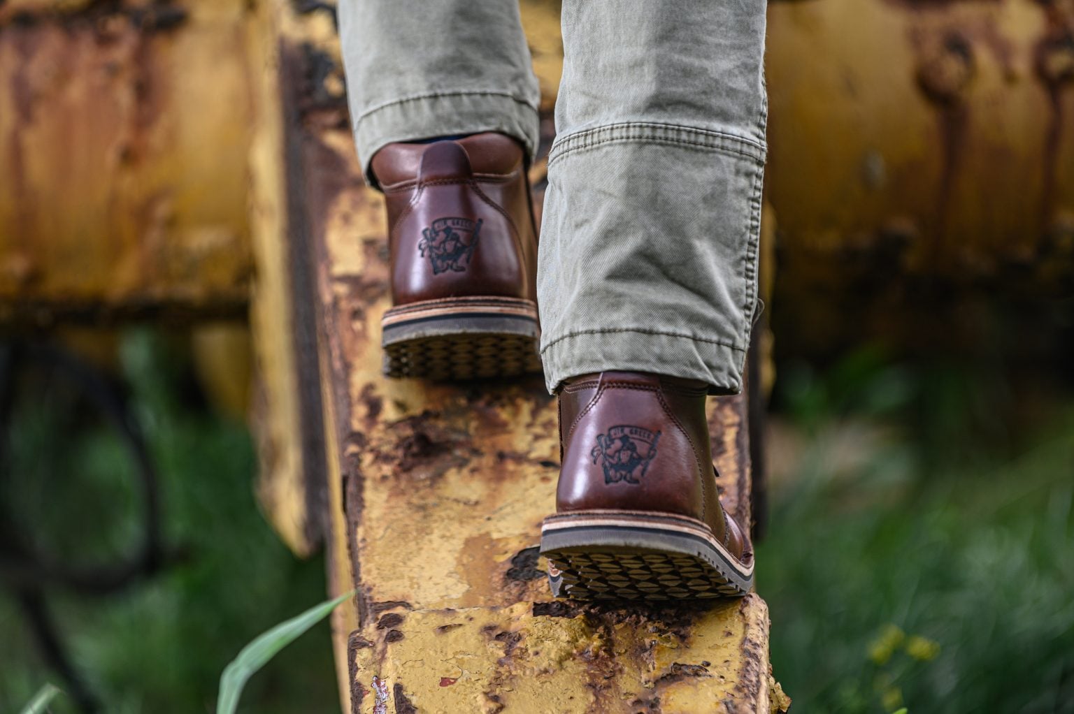 Barefoot African Ranger - Walnut Veg Tan - Jim Green
